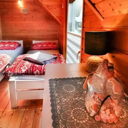 Caloroczne Nemo Lodge