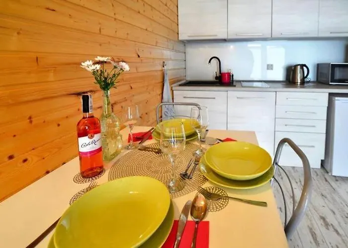 Caloroczne Nemo Ustronie Morskie